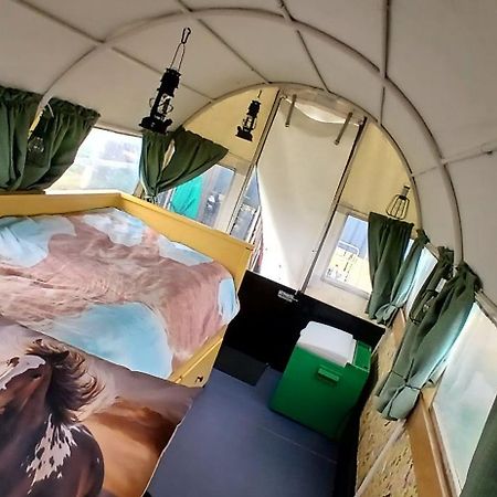 De Huifkar, Trekkershut Bij Sneek Hotel Hommerts Eksteriør billede